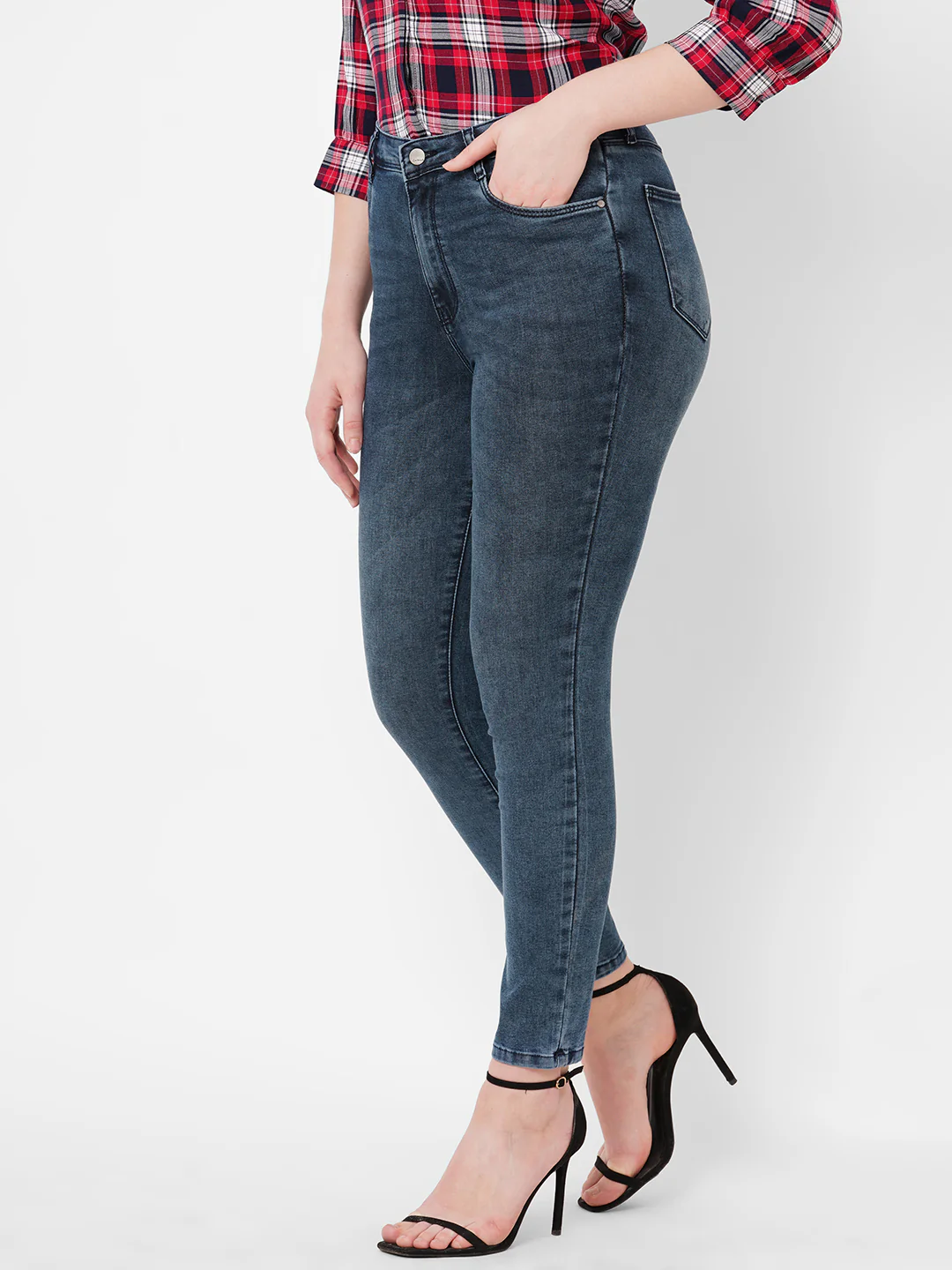 Women Super High-Rise Super Skinny Jeans - Image 6