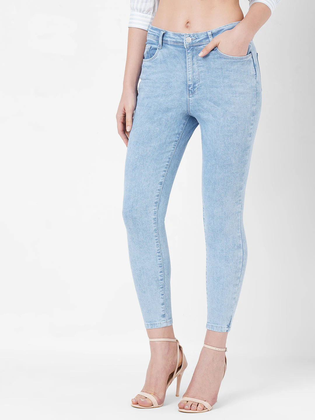Women Super High-Rise Super Skinny Jeans - Image 5