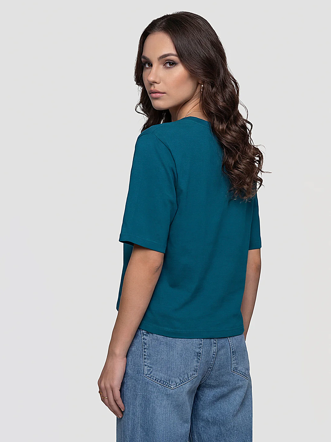 Women Teal Graphic Print Crop Tees - Image 3