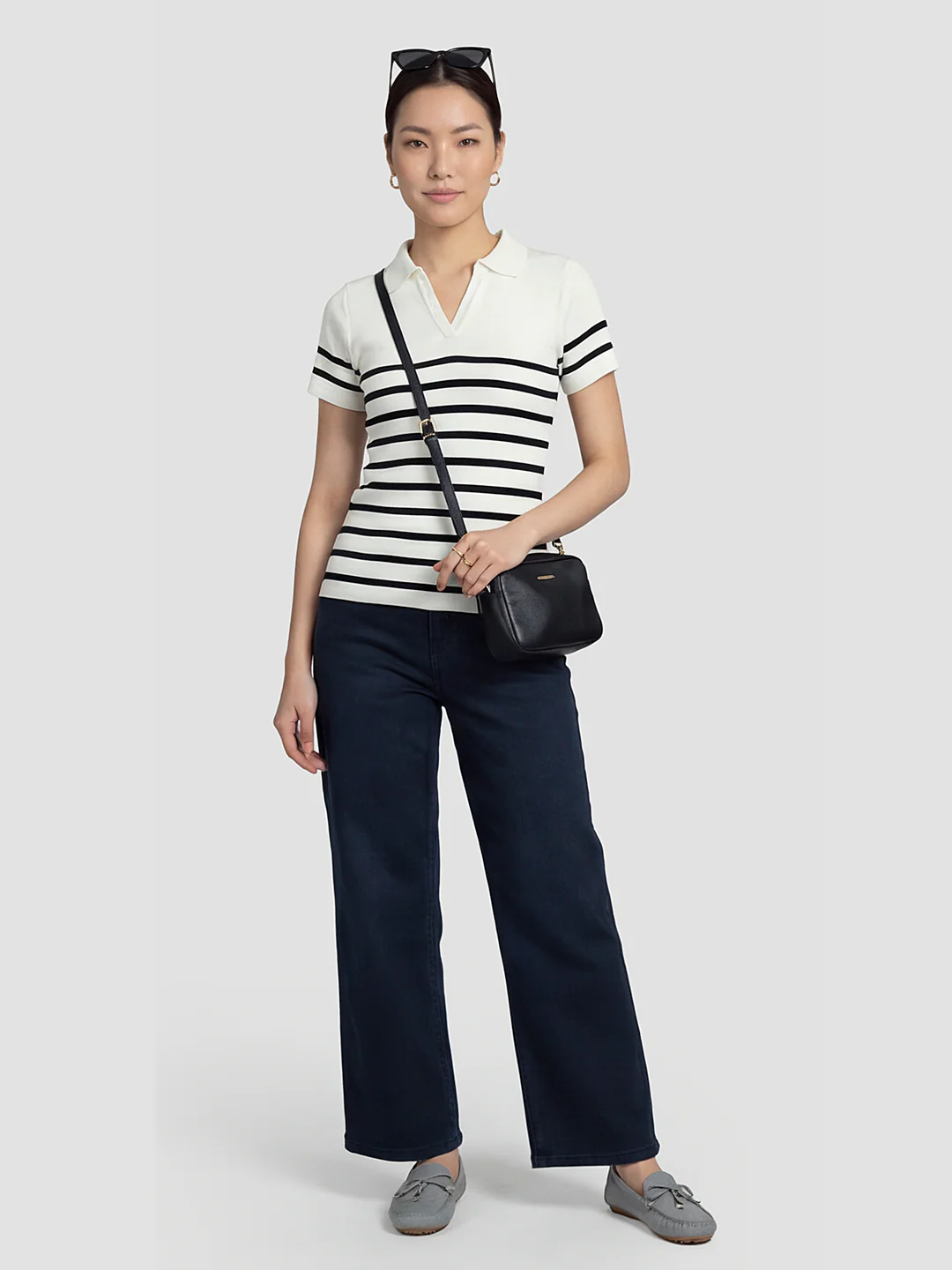Women White/Black Flat Knit
