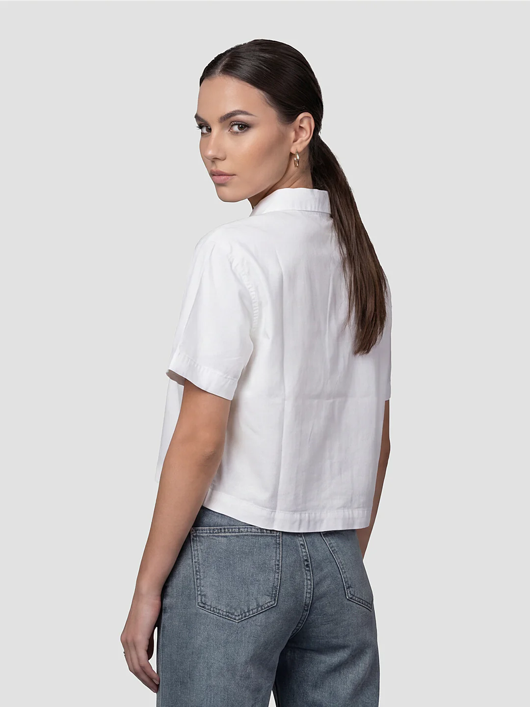 Women White Crop Shirt - Image 3