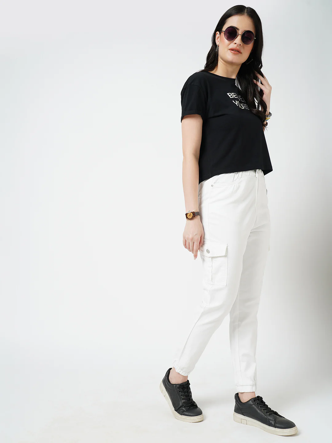 Women White High-Rise Cargo Jogger - Image 4