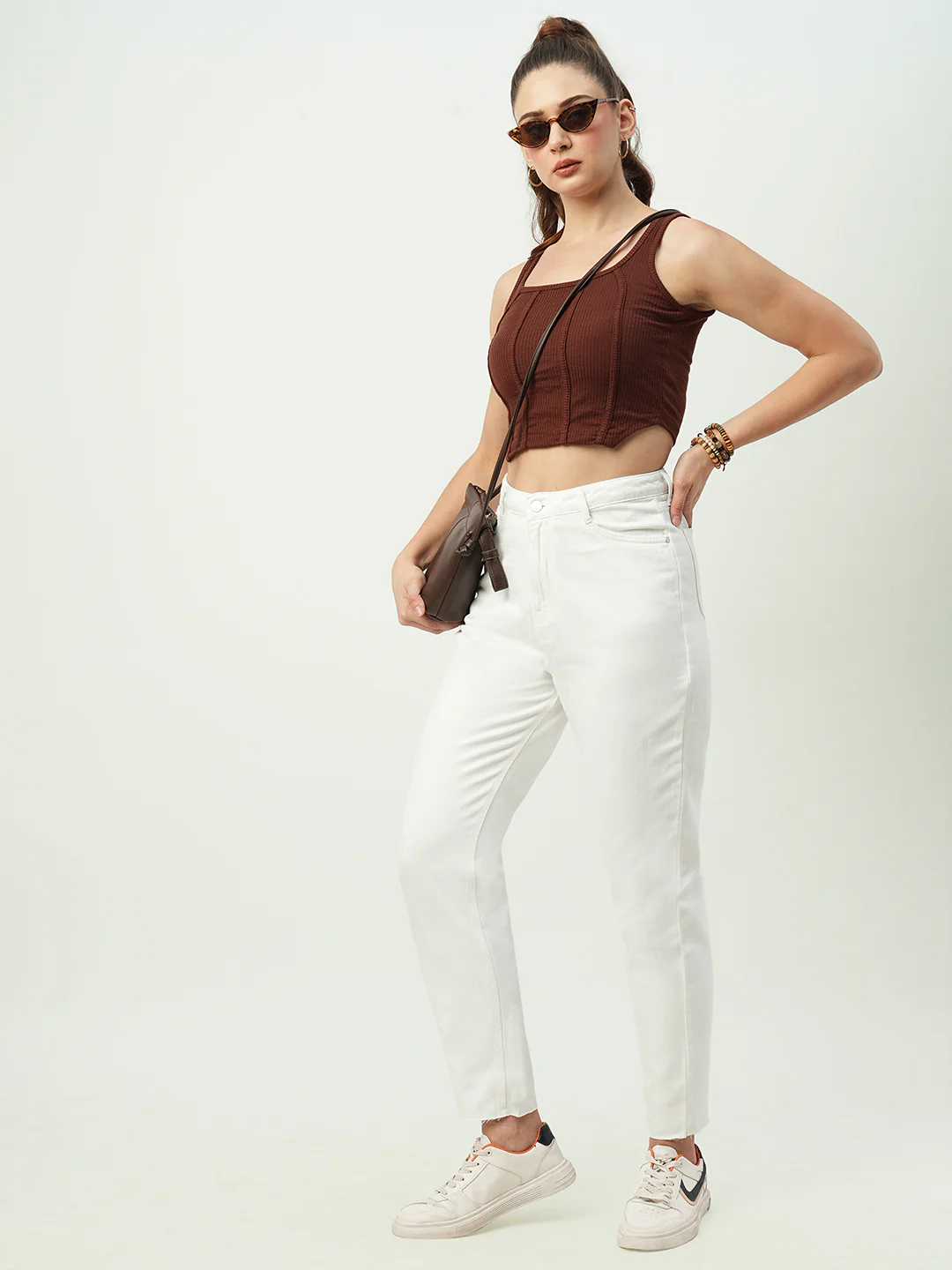 Women White High-Rise Mom Fit Jeans - Image 4