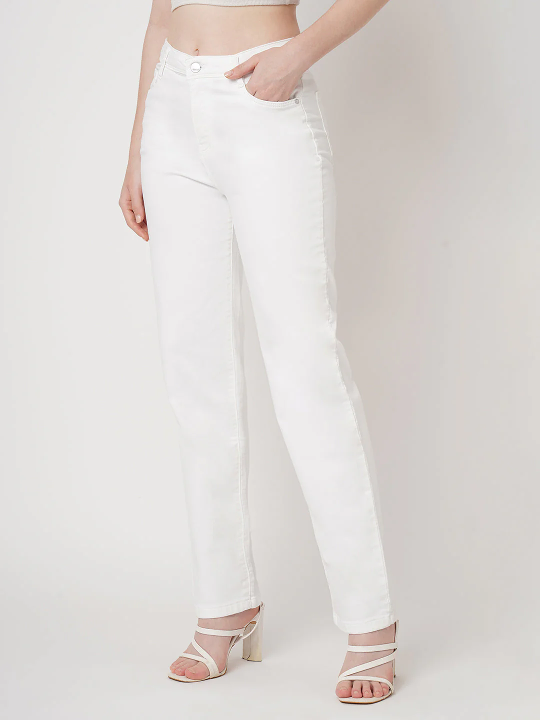 Women White High-Rise Relax Straight Jeans - Image 7