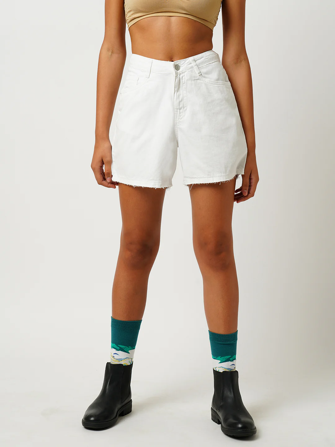 Women White High-Rise Slim Shorts - Image 2