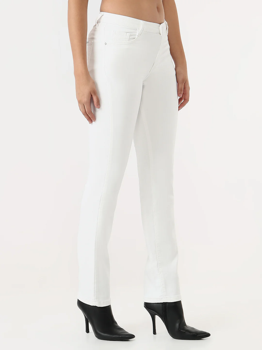 Women White High-Rise Slim Straight Fit Jeans - Image 5