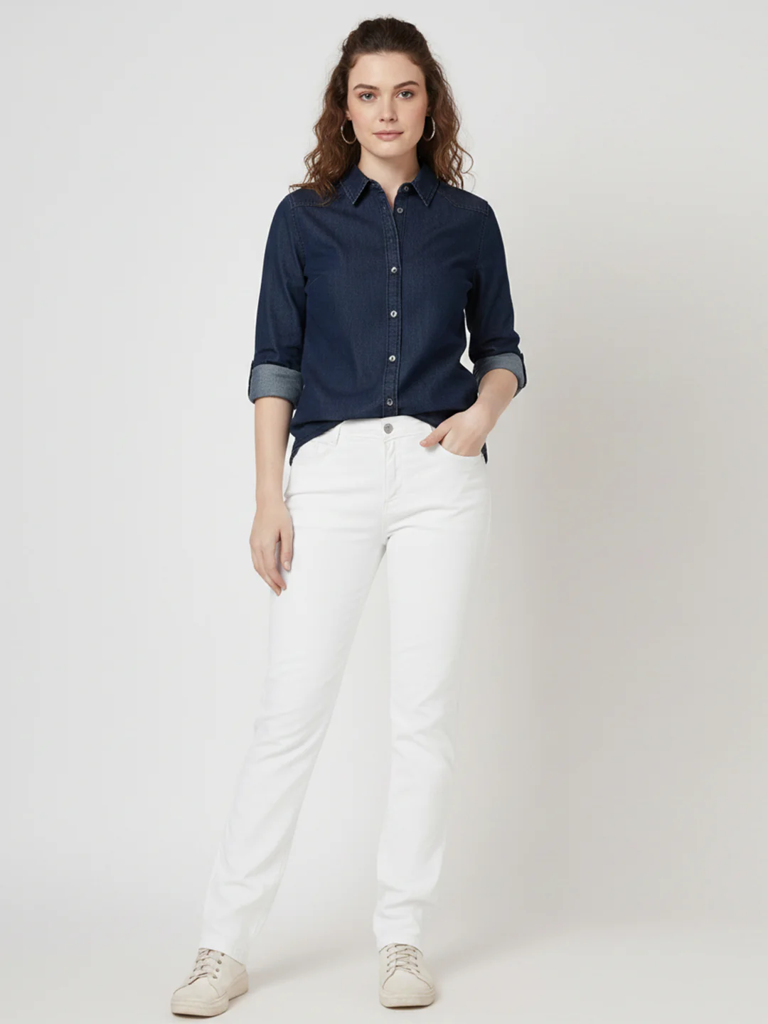 Women White High-Rise Snug Straight Fit Jeans - Image 4