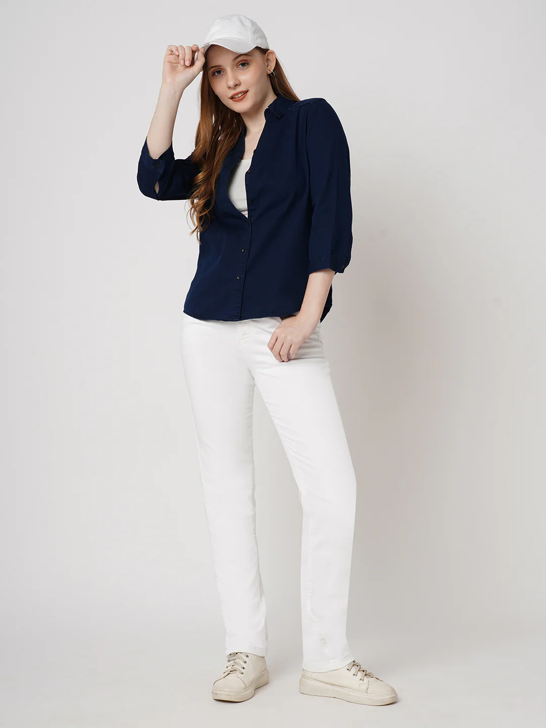 Women White High-Rise Snug Straight Jeans - Image 4