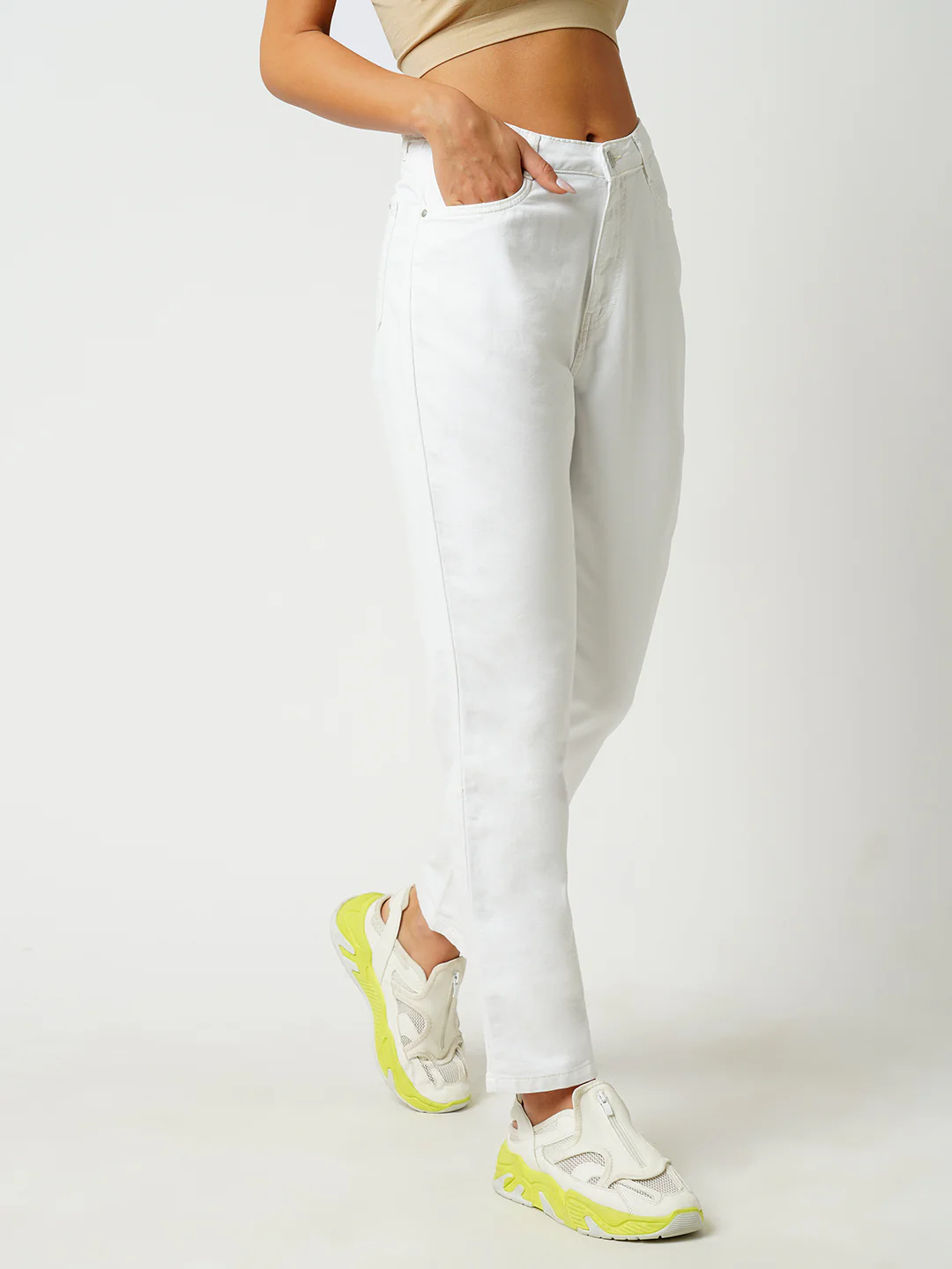 Women White High-Rise Straight Fit Jeans - Image 5