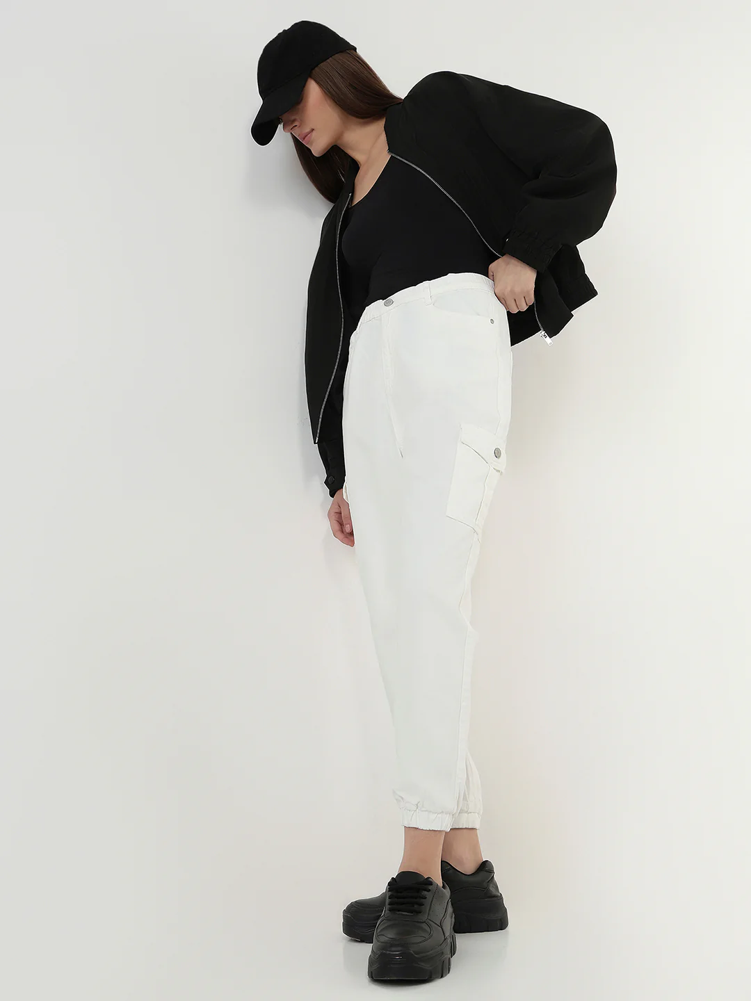 Women White Mid-Rise Skinny Cargo