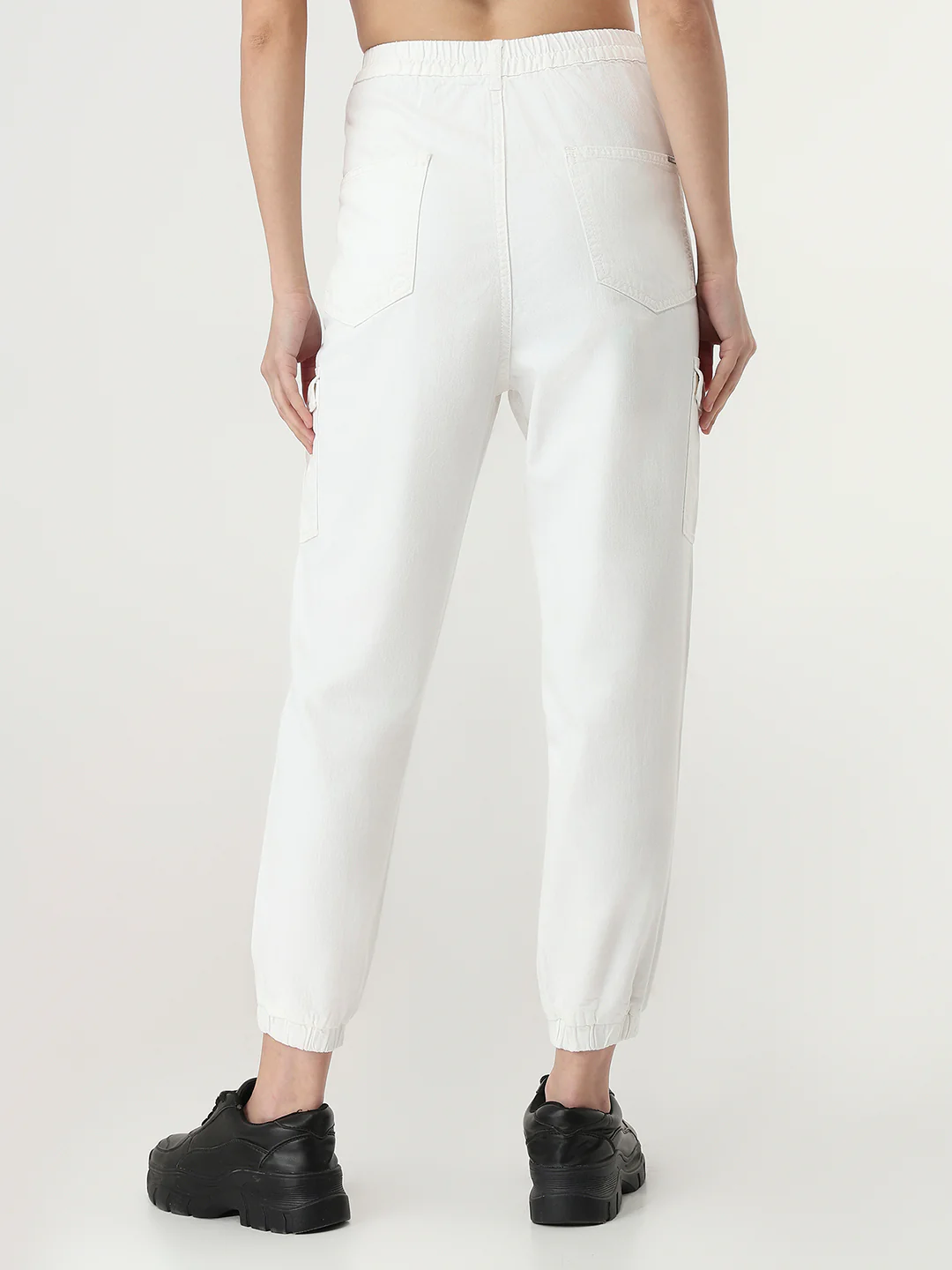Women White Mid-Rise Skinny Cargo - Image 3