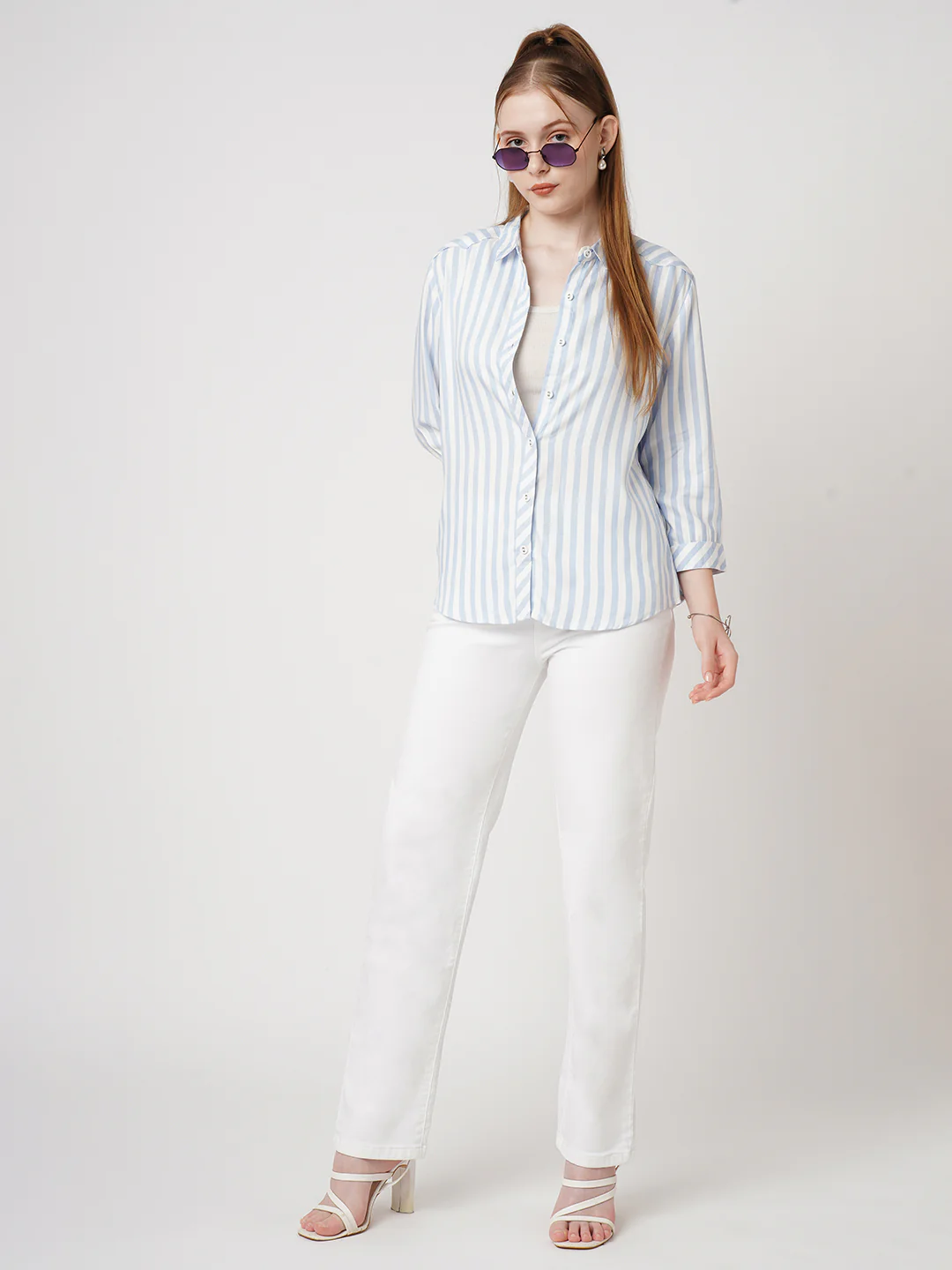 Women White Relax Straight Fit Jeans - Image 4