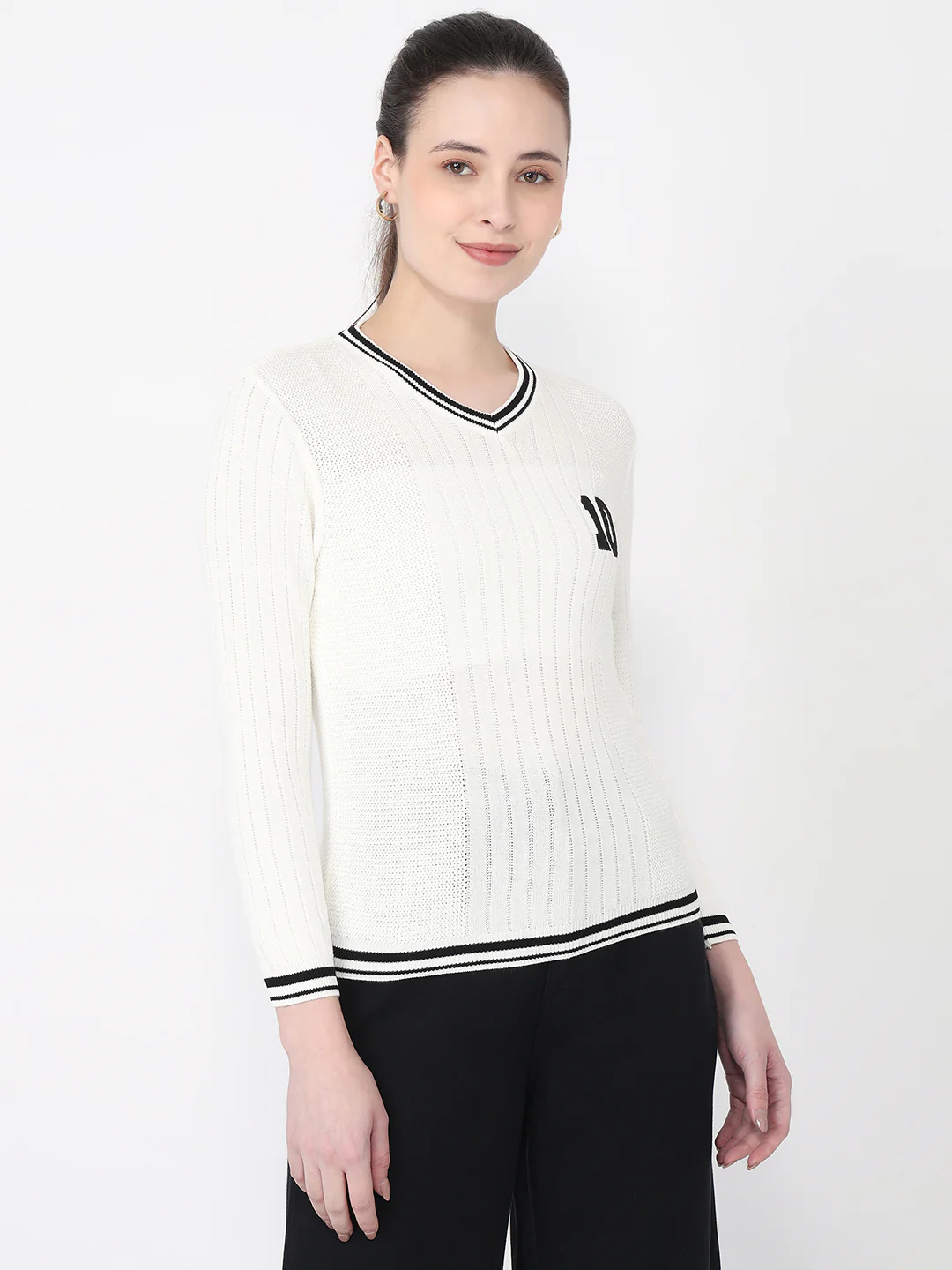 Women White Slim Fit Flat Knit - Image 5