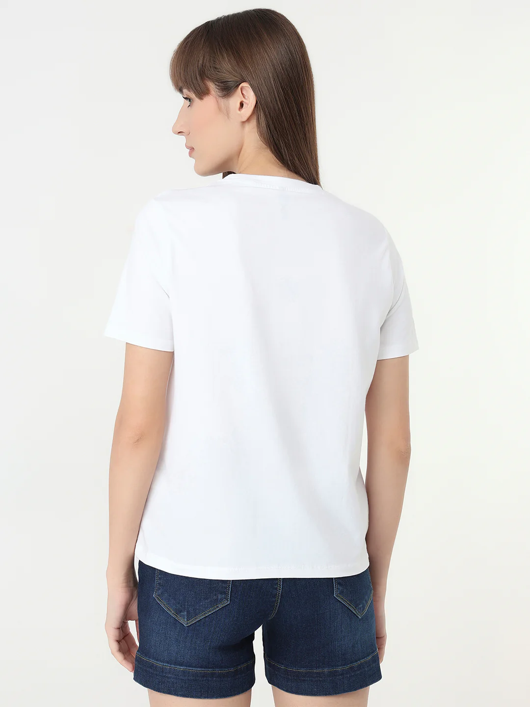 Women White Slim Fit Graphic T-Shirt - Image 3