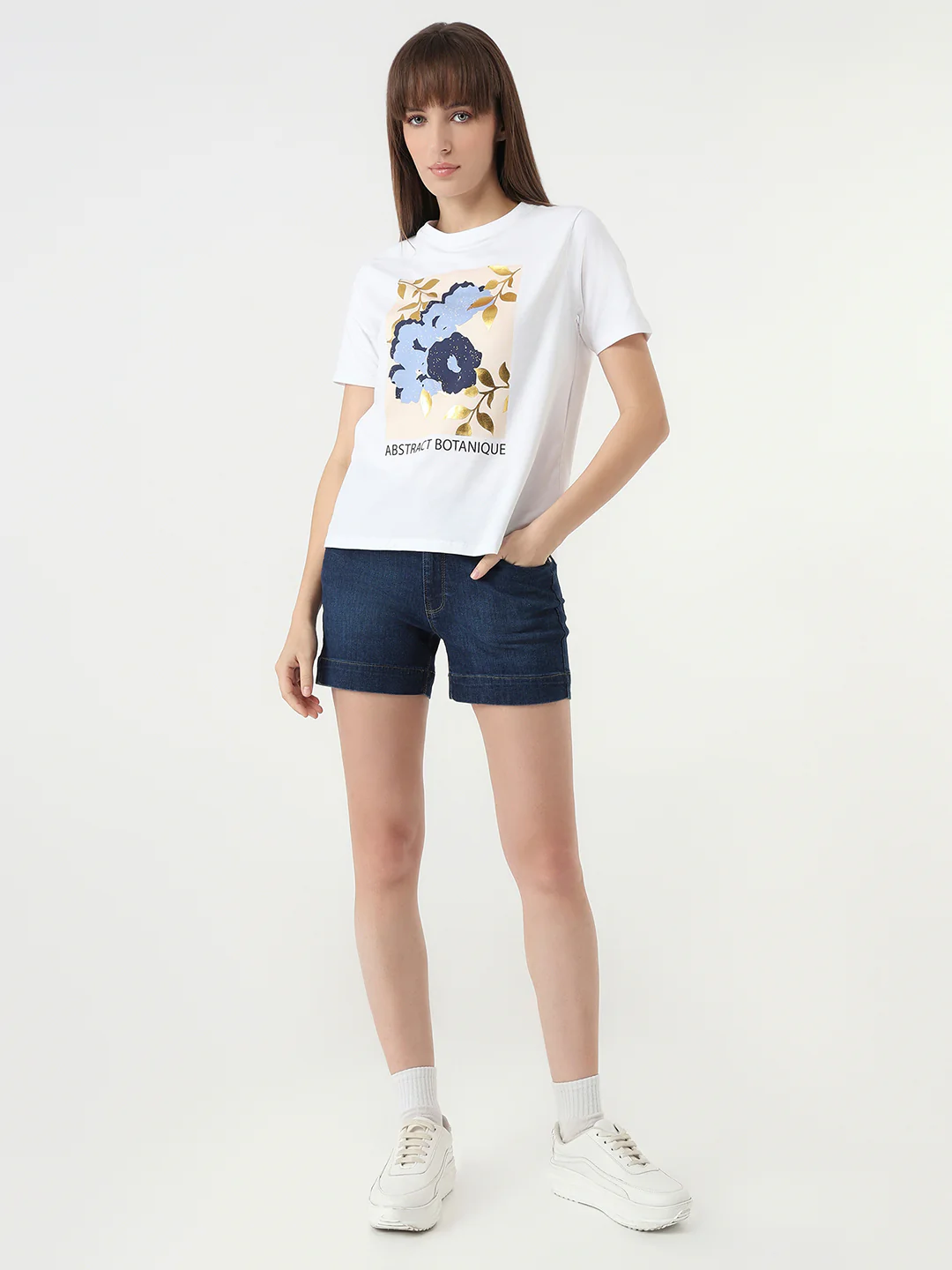 Women White Slim Fit Graphic T-Shirt - Image 4