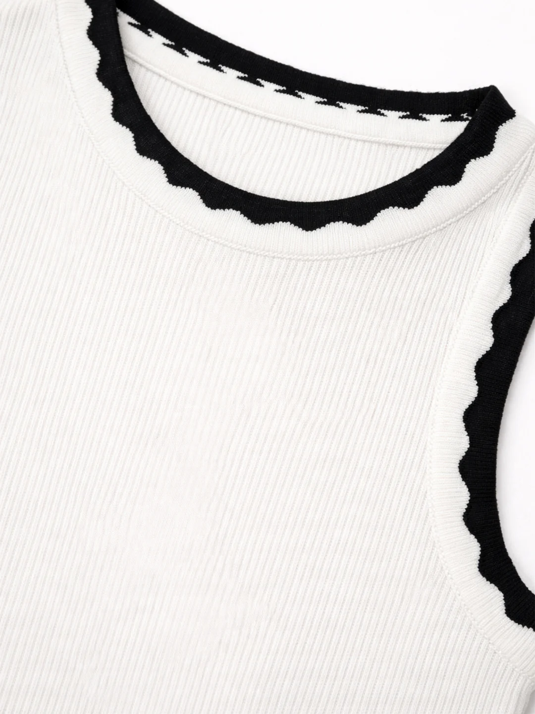 Women White Slim Flat Knit - Image 4