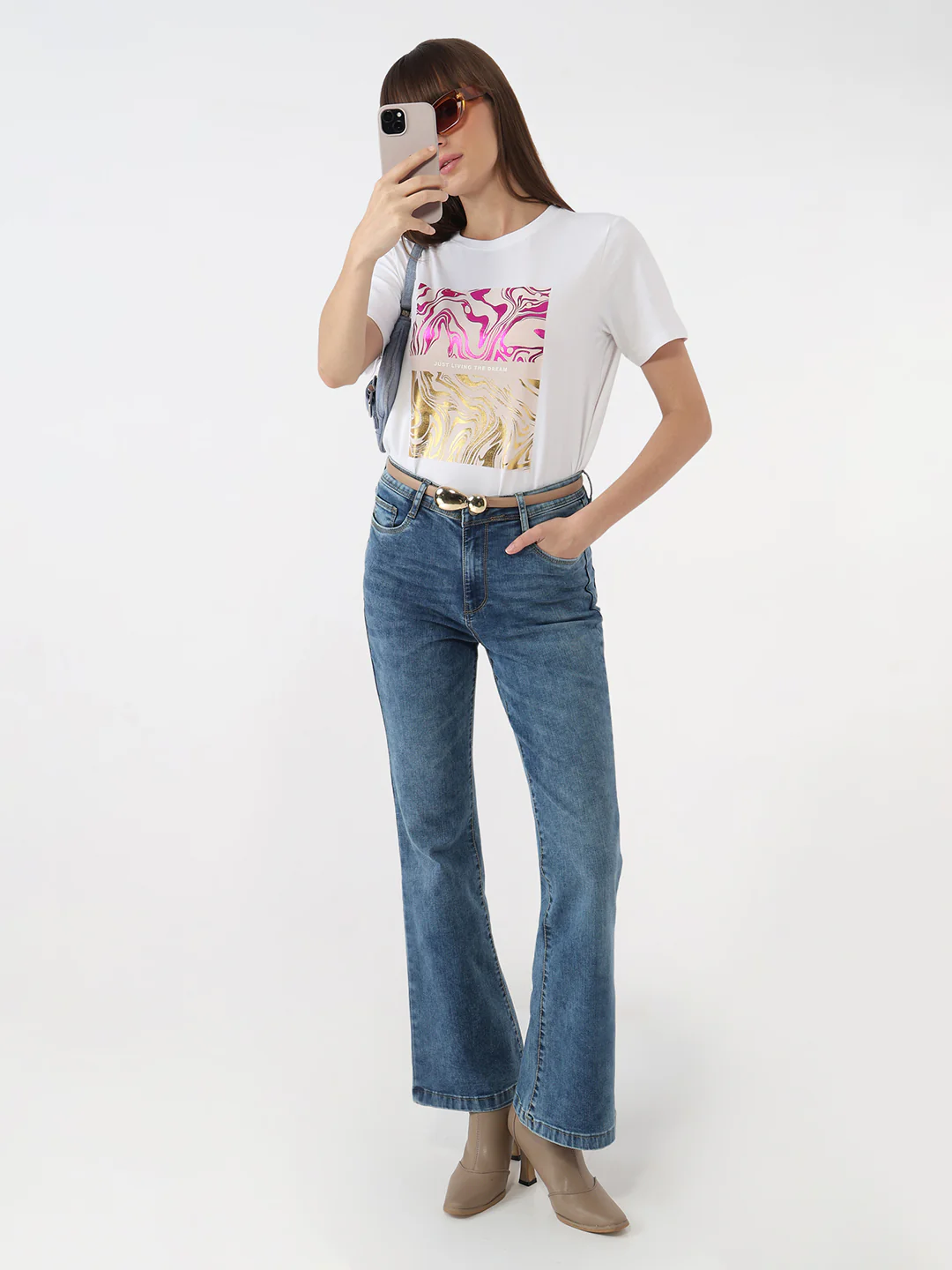 Women White Slim Graphic T-Shirt