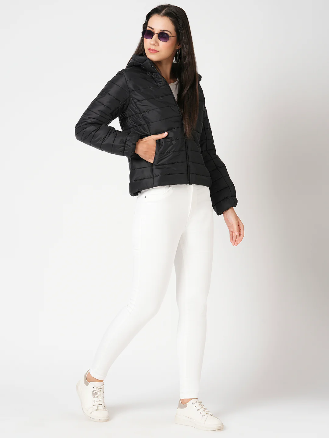 Women White Super High-Rise Super Skinny Jeans - Image 4